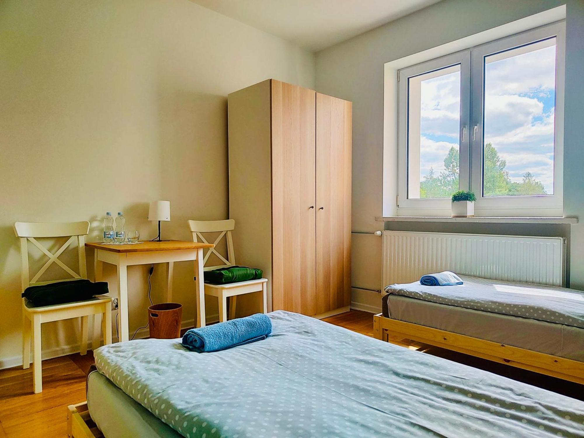 Dom Bez Scian Otel Gubin Dış mekan fotoğraf